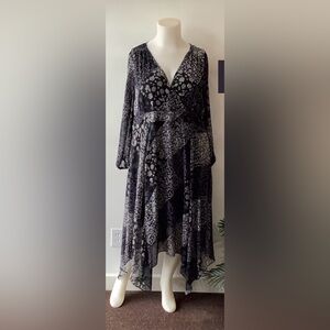 Michel Studio Plus Size Black and Gray Long Sleeve Dress